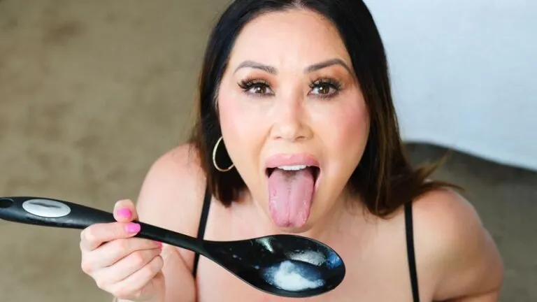 KIANNA DIOR BJ, Titty Fuck, Swallow